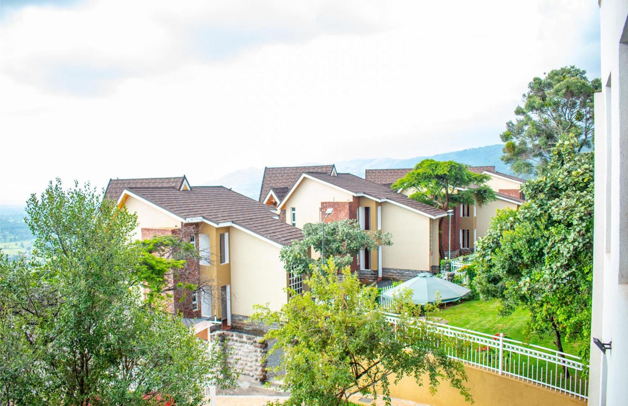 Angani Resorts & Spa Limited Shamenei Exteriör bild