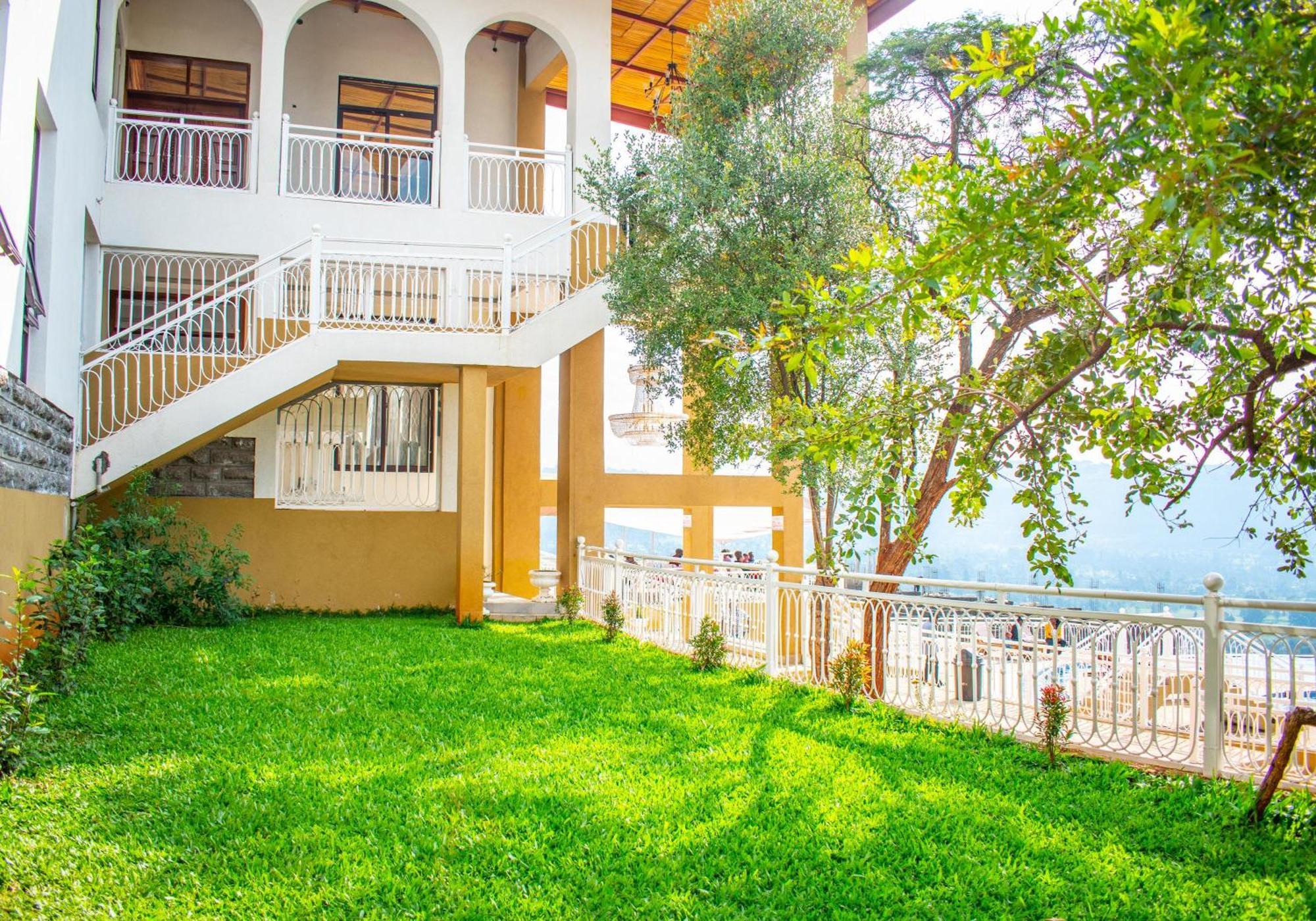 Angani Resorts & Spa Limited Shamenei Exteriör bild