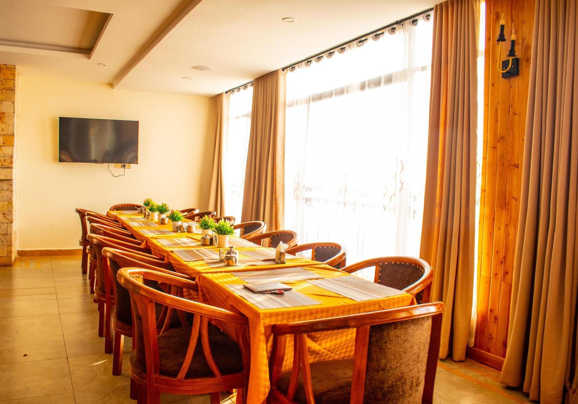 Angani Resorts & Spa Limited Shamenei Exteriör bild