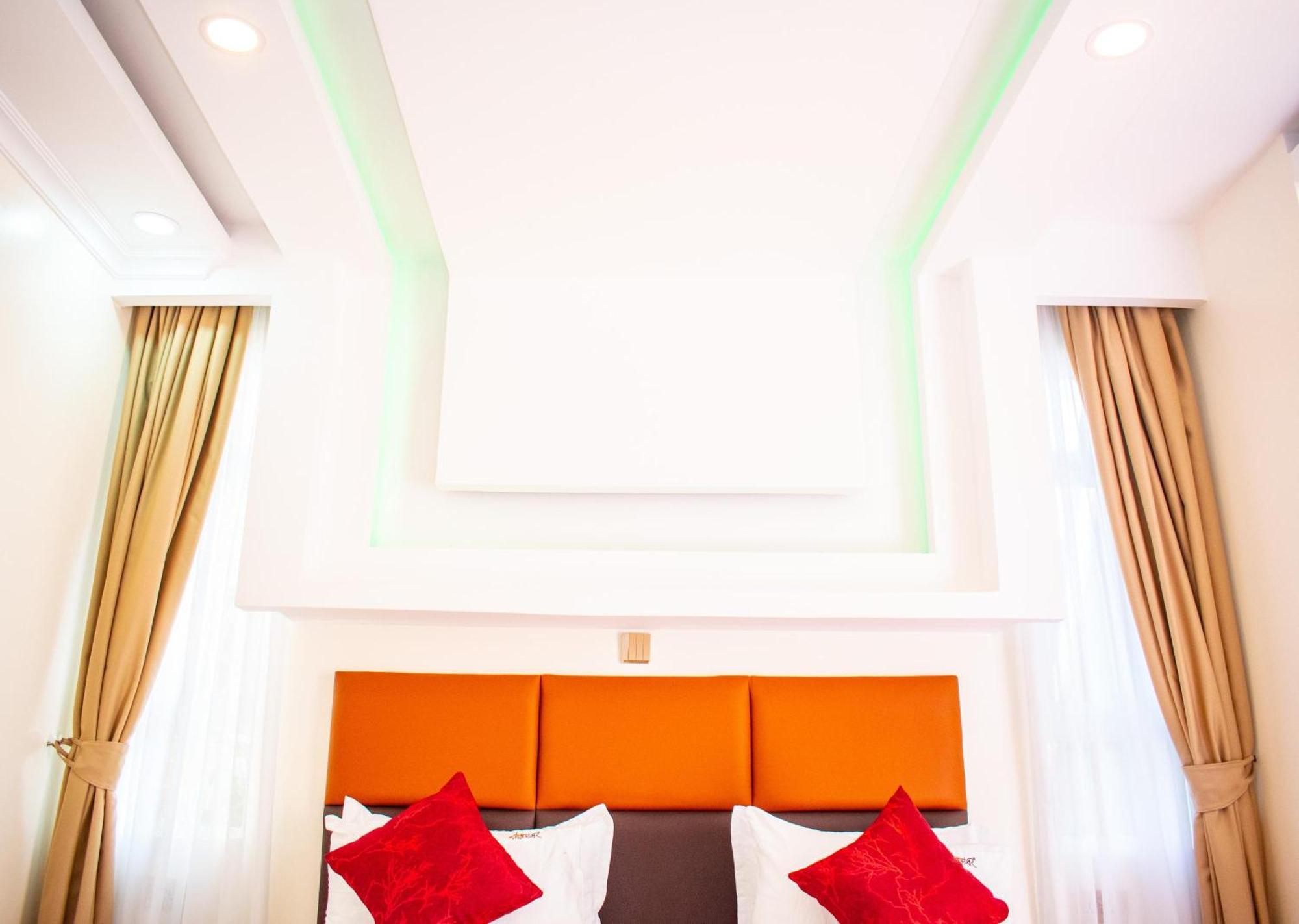 Angani Resorts & Spa Limited Shamenei Exteriör bild