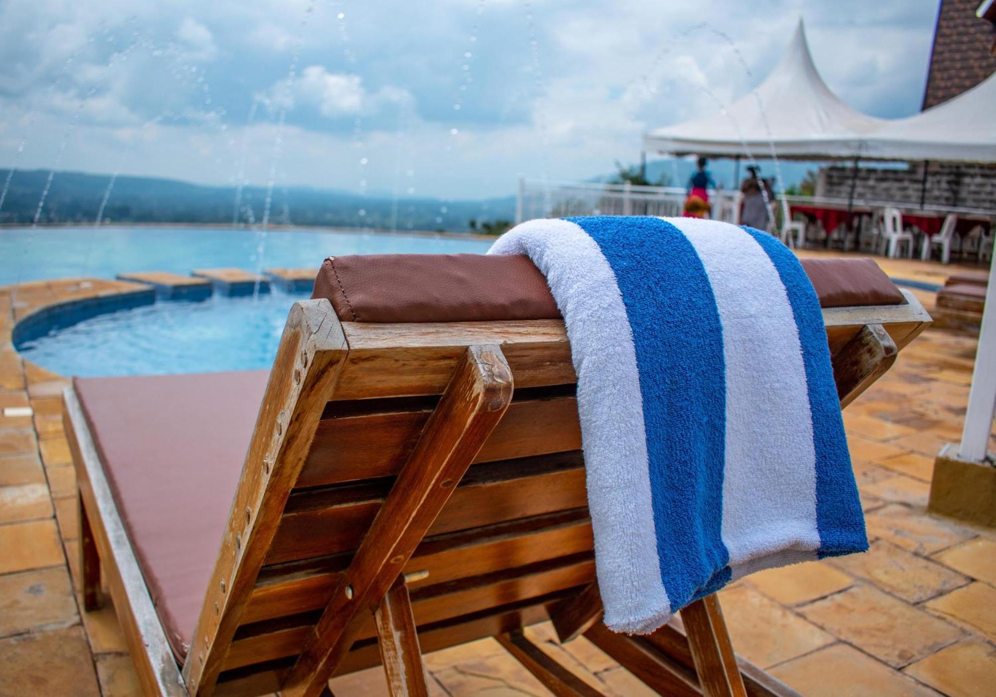Angani Resorts & Spa Limited Shamenei Exteriör bild