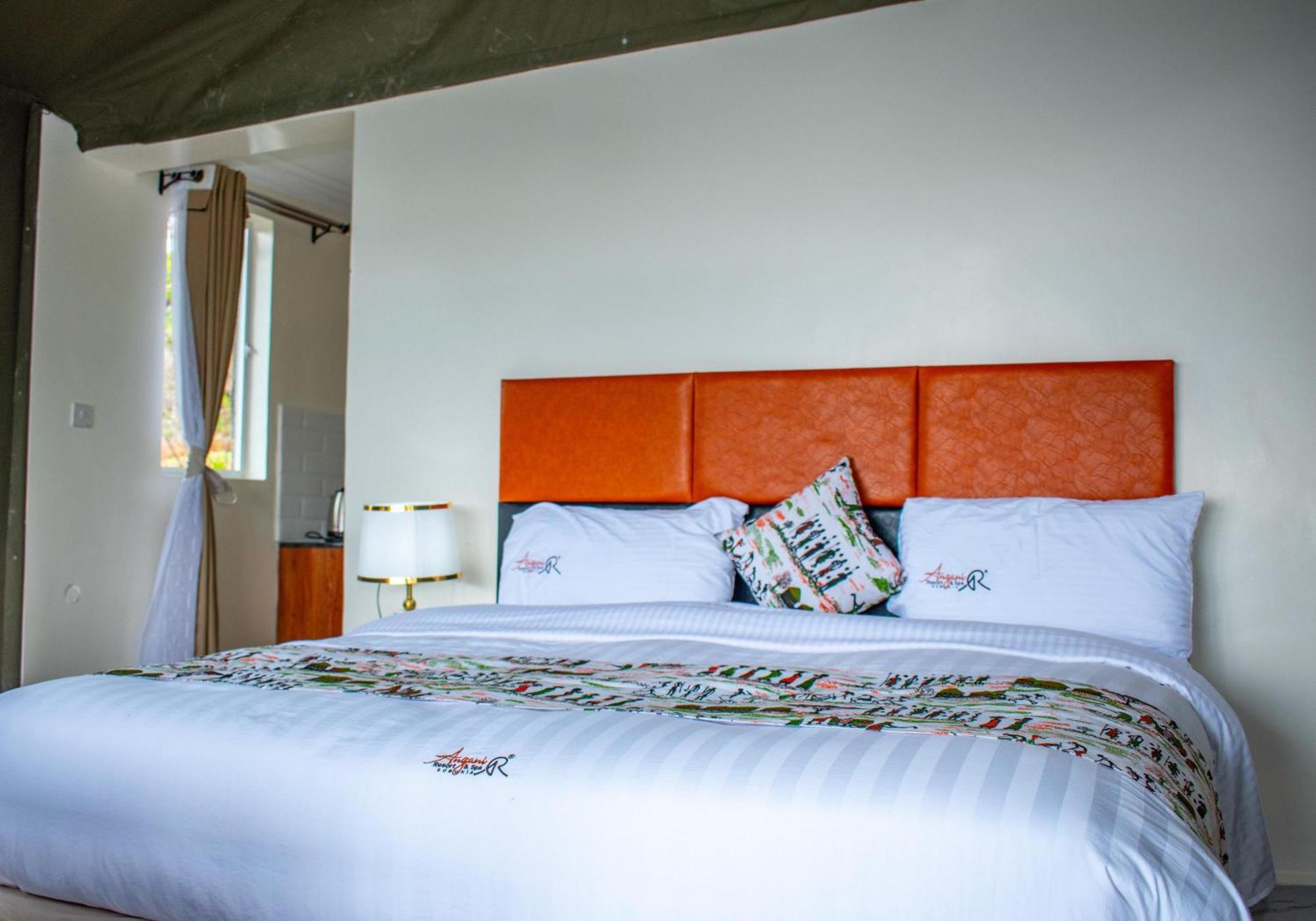 Angani Resorts & Spa Limited Shamenei Exteriör bild