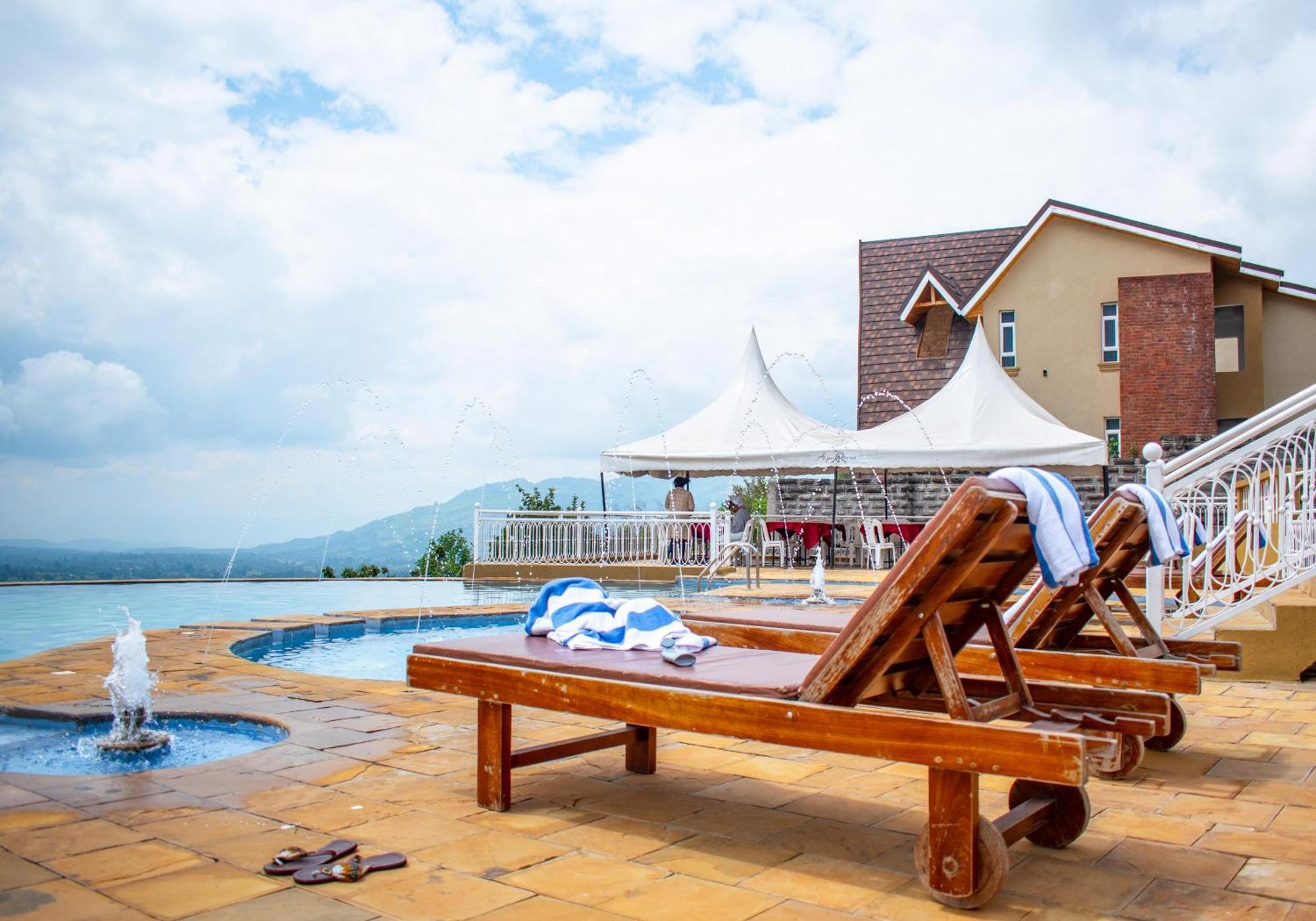 Angani Resorts & Spa Limited Shamenei Exteriör bild
